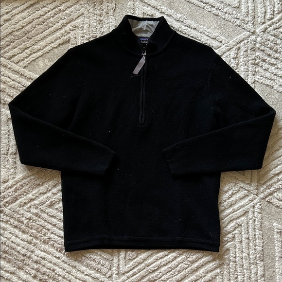 Patagonia women’s Black wool Half-Zip Sweater - Picture 1 of 2